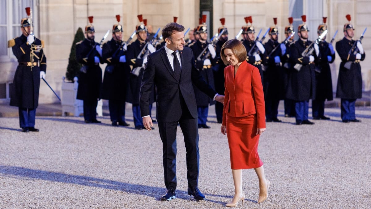 Maia Sandu pleacă în Franța. Va participa la Forumul Păcii de la Paris