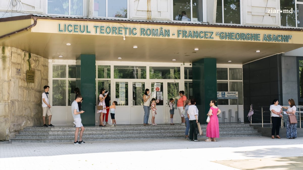 Directoarea liceului „Gheorghe Asachi” din Chișinău a fost plasată în arest preventiv pentru 30 de zile