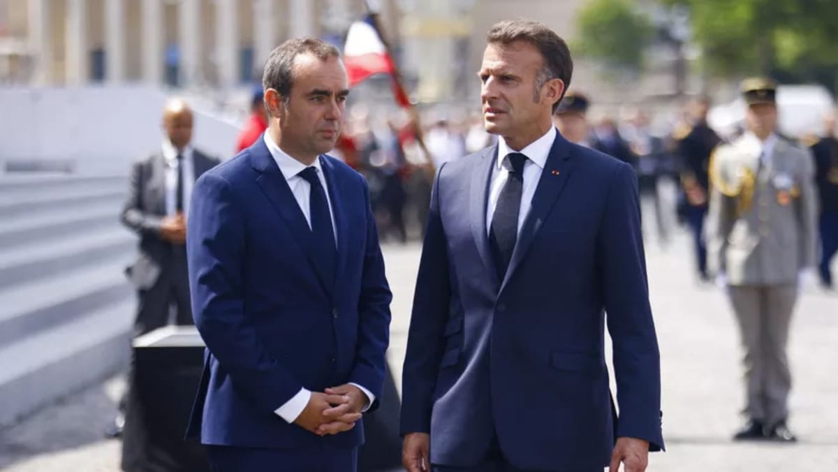 Premierul francez Sébastien Lecornu a demisionat la mai puțin de o lună de la preluarea funcției