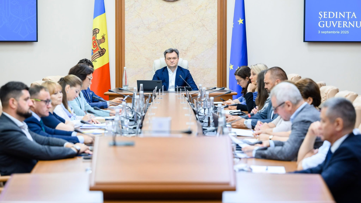 Unii miniștri din Guvernul Recean ar dori să-și continue activitatea în noul Executiv