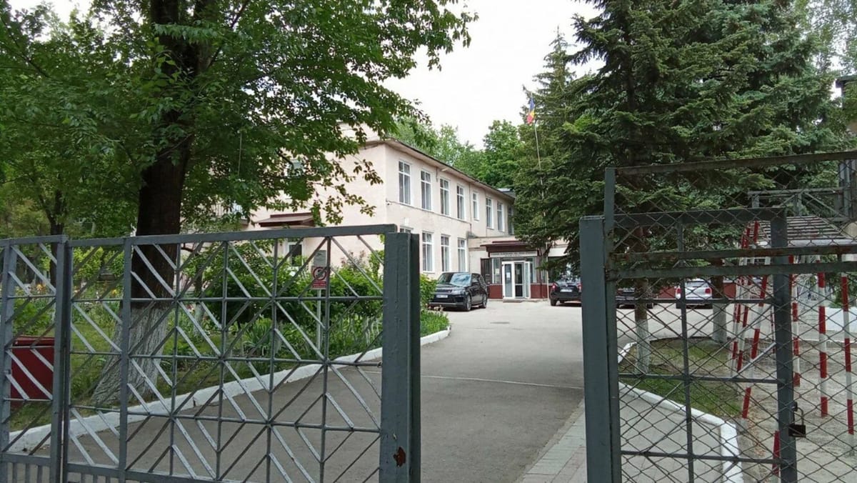 Mai multe școli din Chișinău sunt supraaglomerate. Statul intenționează să cedeze Primăriei două clădiri