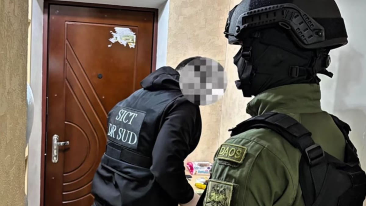 Polițiștii de frontieră au destructurat un grup criminal organizat, specializat în migrație ilegală spre UE