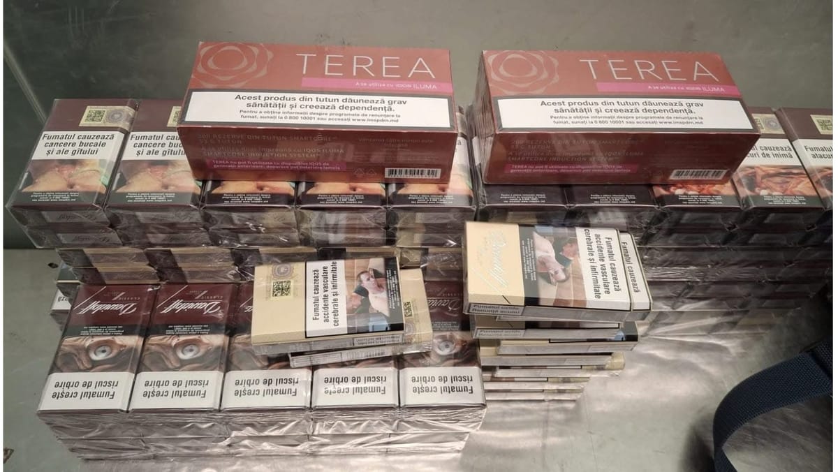 Trei tentative de transport ilicit de țigări, contracarate pe Aeroportul Internațional „Eugen Doga” din Chișinău