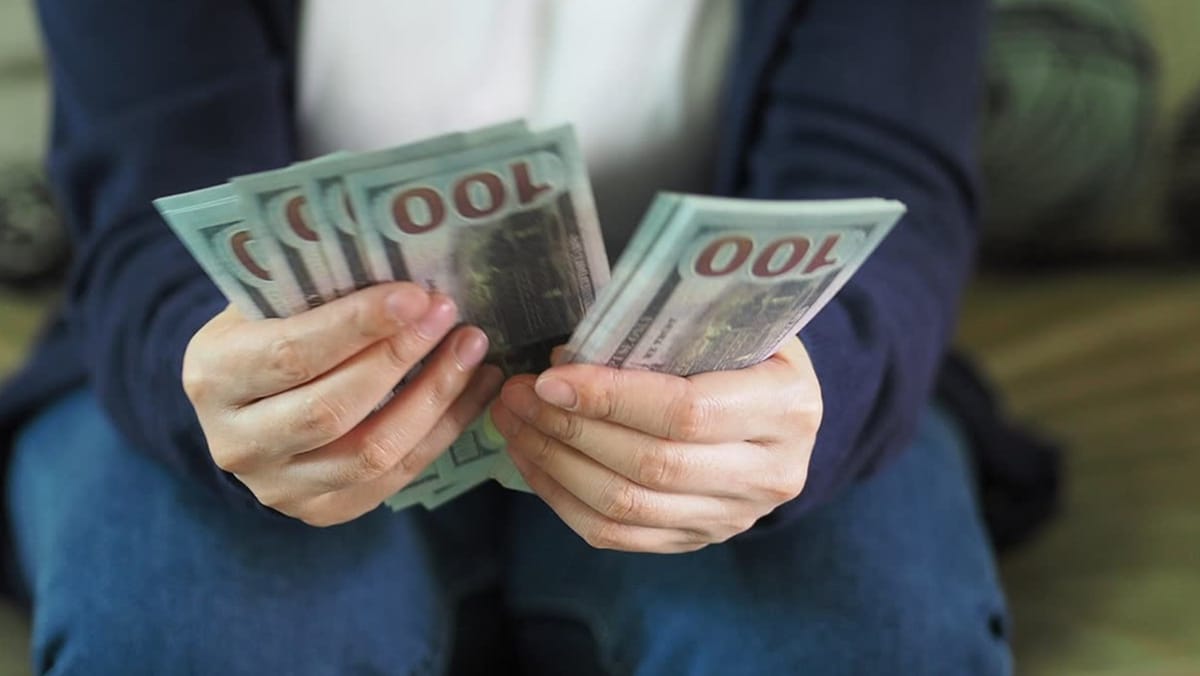 BNM a anunțat cursul valutar pentru weekend: euro și dolarul continuă să se aprecieze