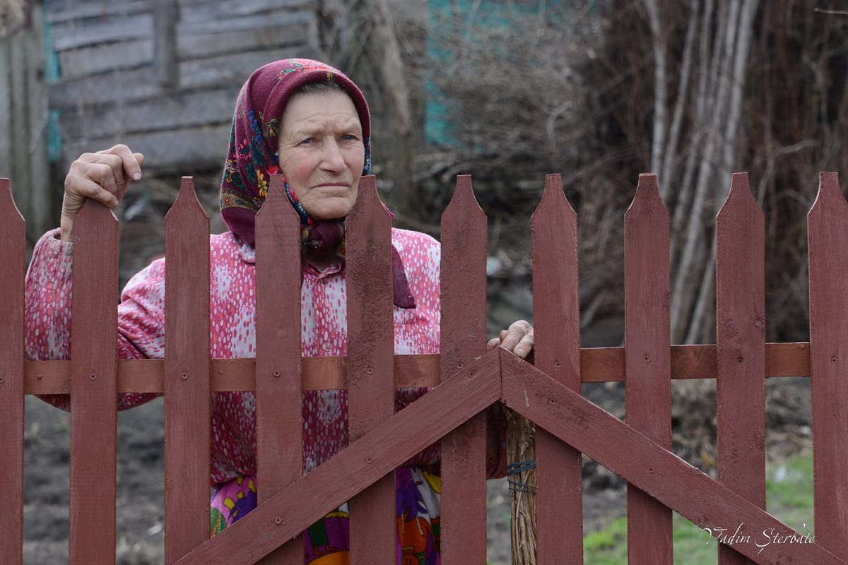 Recensământ 2024: R. Moldova îmbătrânește înainte să se dezvolte - tinerii nu lucrează, adulții pleacă, bătrânii rămân singuri