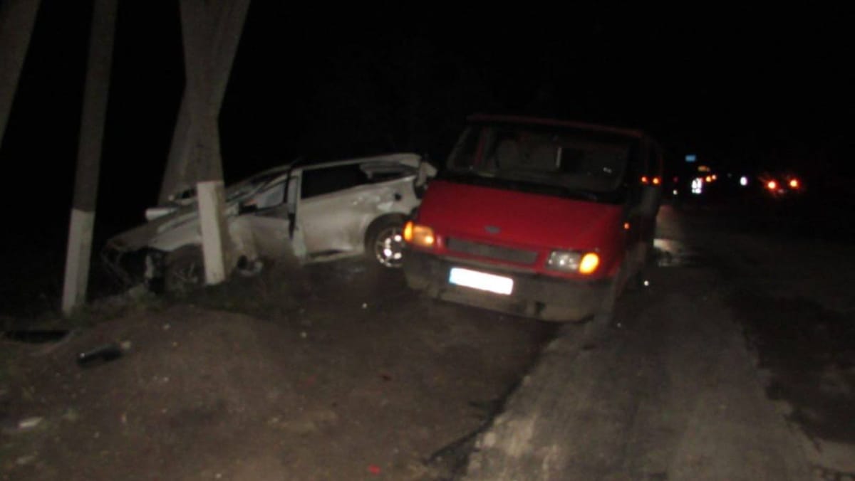 Angajat al IGSU, în stare gravă după ce a fost tamponat în nordul țării. Accidentul ar fi fost provocat de un șofer beat și drogat