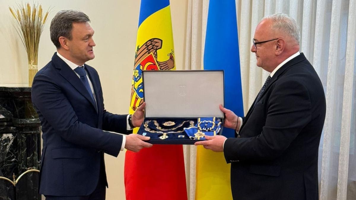 FOTO/ Dorin Recean, din nou în fața camerelor. Fostul premier a primit astăzi o distincție din partea lui Volodimir Zelenski