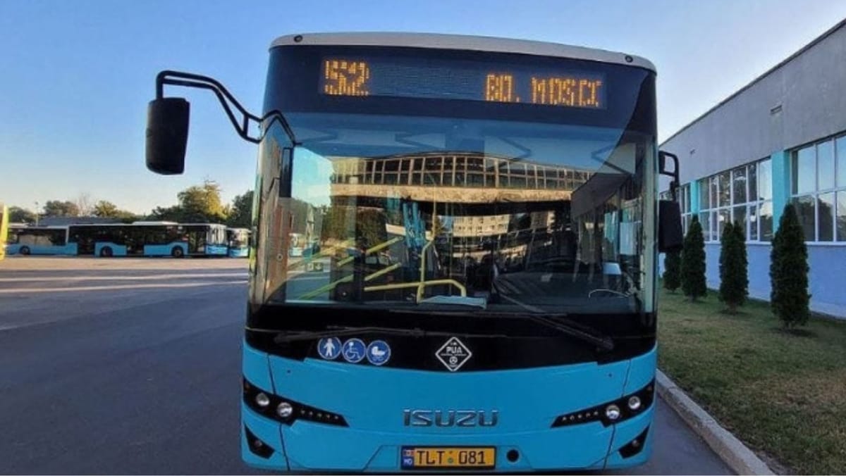 Orarul mai multor rute de autobuz din Chișinău va fi modificat în perioada vacanței de iarnă