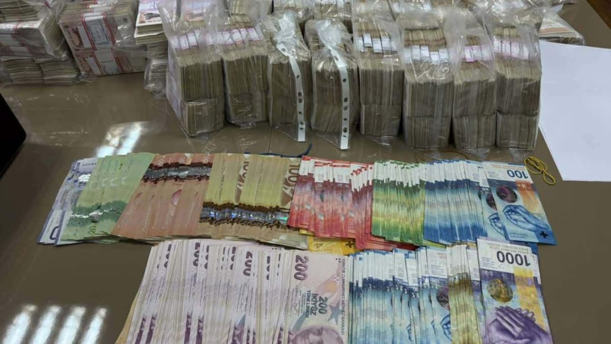 CNA a  sechestrat aproape 18 milioane de lei: bani „negri“ care ar fi alimentat partidele înainte de alegeri