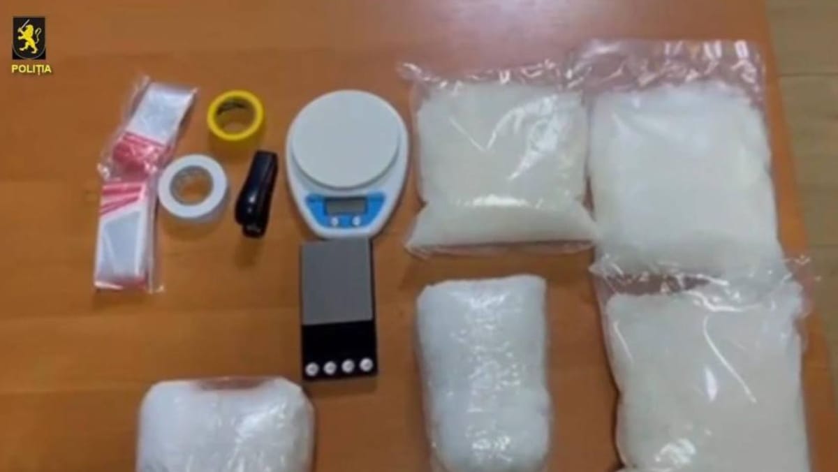 Video/ Captură de milioane: poliția a ridicat droguri sintetice în valoare de peste 7 milioane de lei