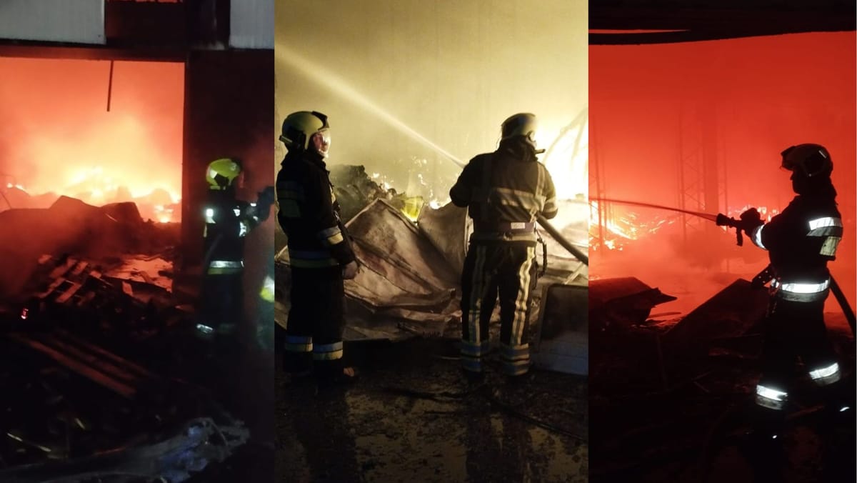 VIDEO/ Incendiu de proporții într-un depozit de pe strada Mihai Viteazul din Chișinău: peste 70 de pompieri, mobilizați