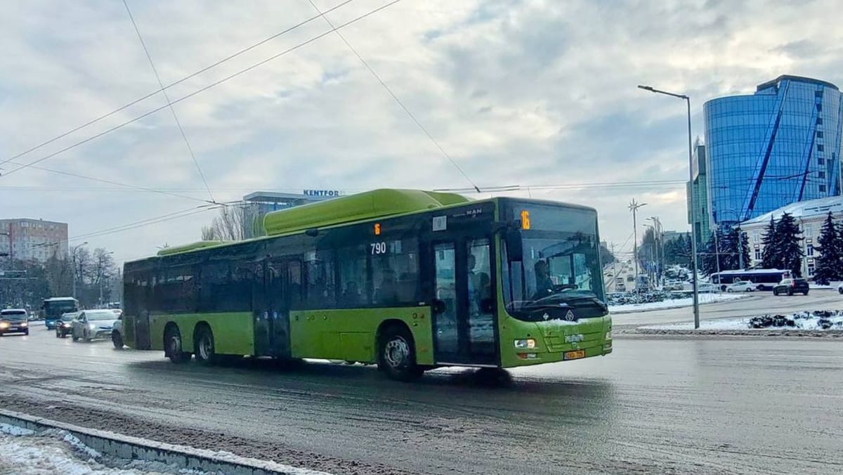 Circulația transportului public a fost restabilită integral în Chișinău și suburbii