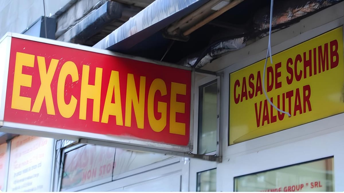 Leul moldovenesc continuă să piardă teren în fața monedei unice europene