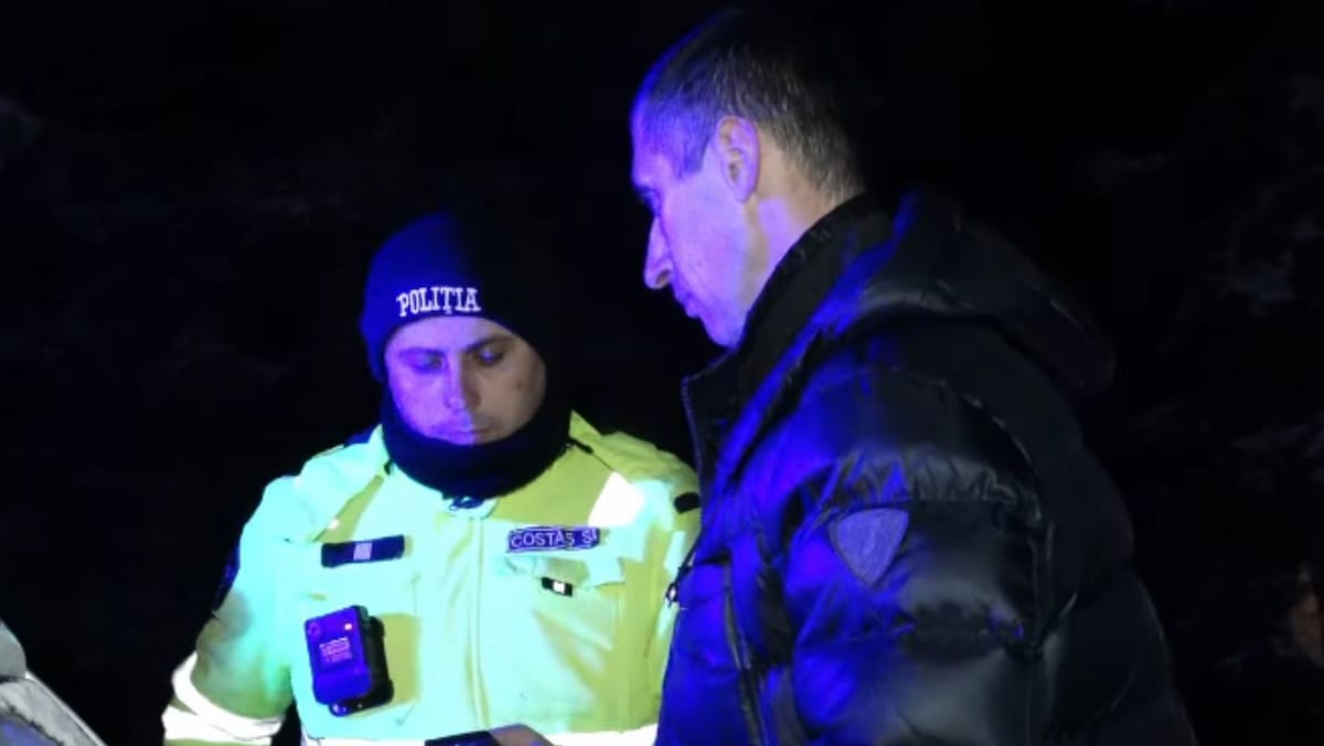 VIDEO/ Șeful Serviciului Patrulare din Glodeni, suspendat temporar din funcție după ce ar fi urcat băut la volan