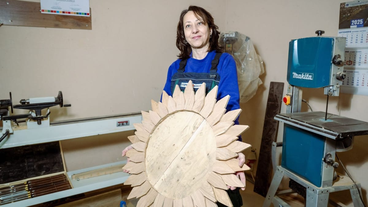 Un atelier de tâmplărie deschis la Rezina, cu sprijinul UE și PNUD, a reunit o familie și a creat o afacere de succes