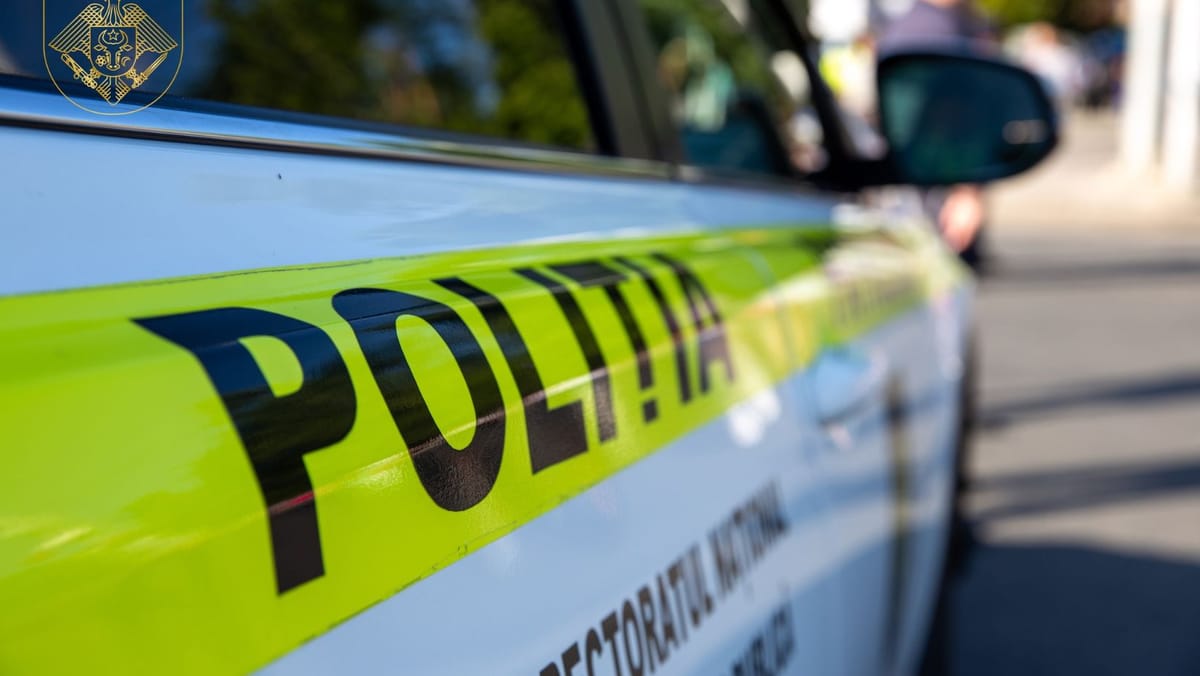 Tânăr de 19 ani, condamnat pentru incendierea unui automobil al poliției, la Călărași