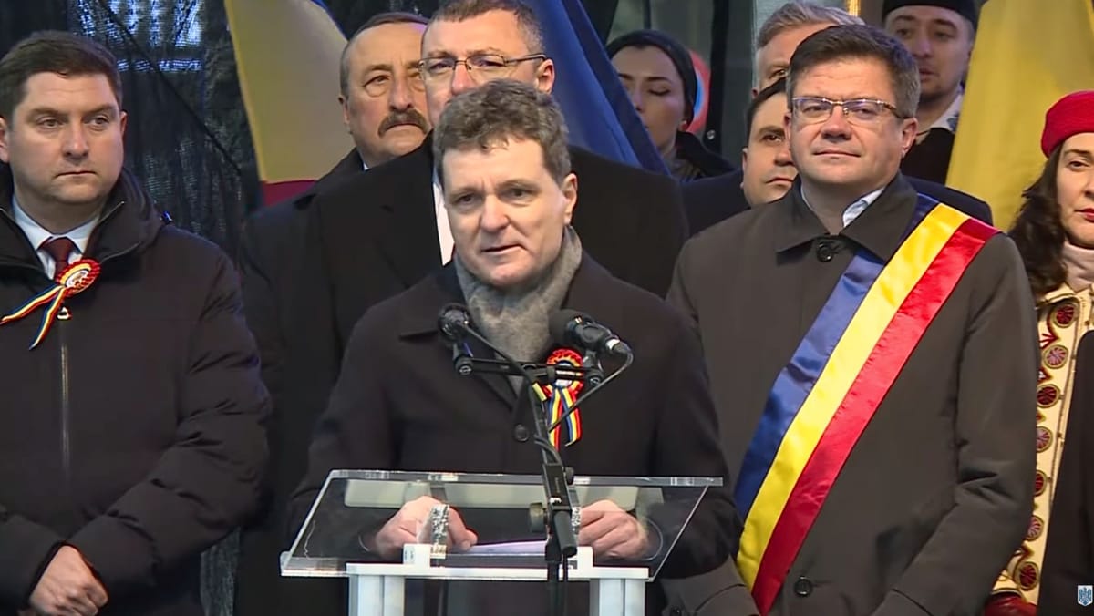 VIDEO/ Nicușor Dan, întâmpinat cu huiduieli la ceremoniile de Ziua Unirii, la Iași și Focșani: „Aveți respectul meu...”