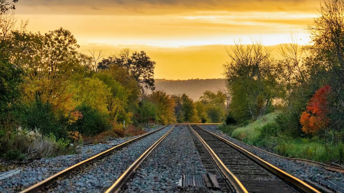 Călătorii mai rapide între România și R. Moldova: linia Iași-Ungheni intră în era electrificării