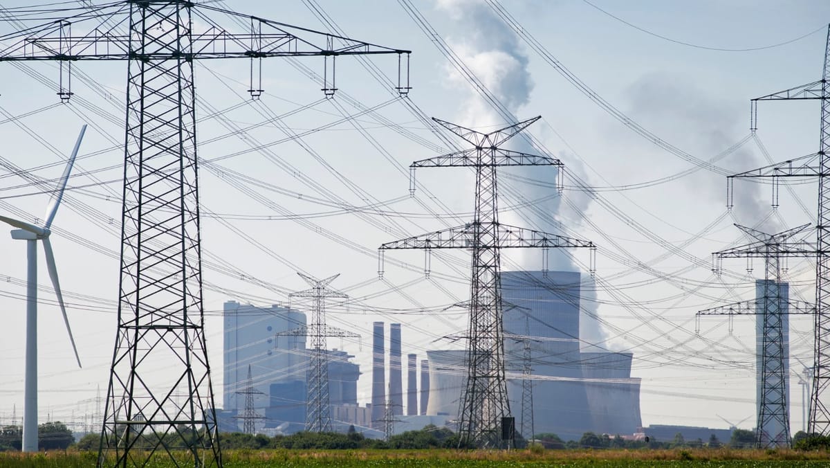 Mai multă energie din UE pentru R. Moldova: ce înseamnă creșterea capacității de import pentru cetățeni și economie