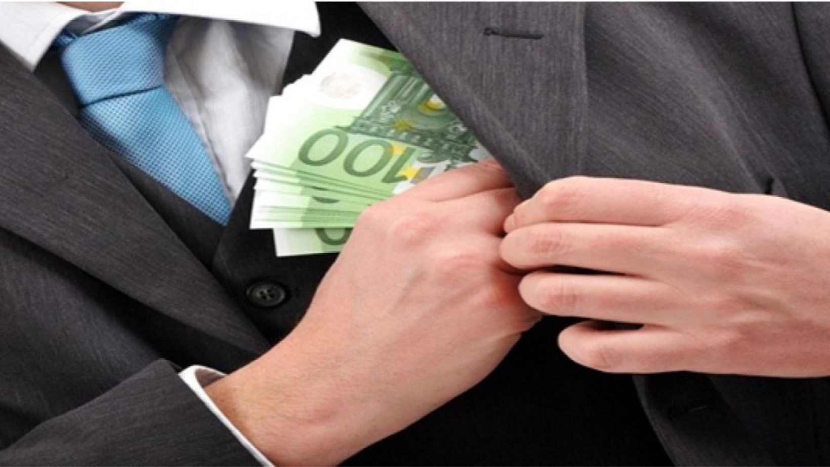 Un avocat va sta un an după gratii pentru că a promis influență asupra judecătorilor și a luat 1.000 de euro