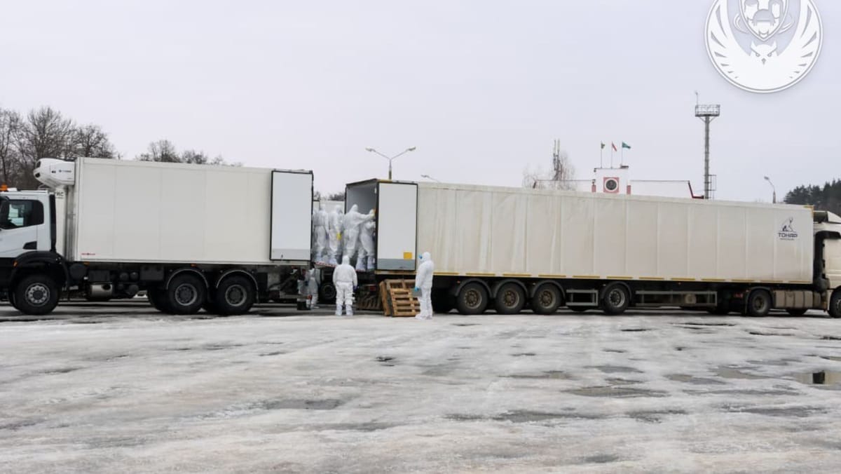 FOTO/ Ucraina își plânge soldații căzuți pe front. Cadavrele a sute de militari au fost aduse în țară