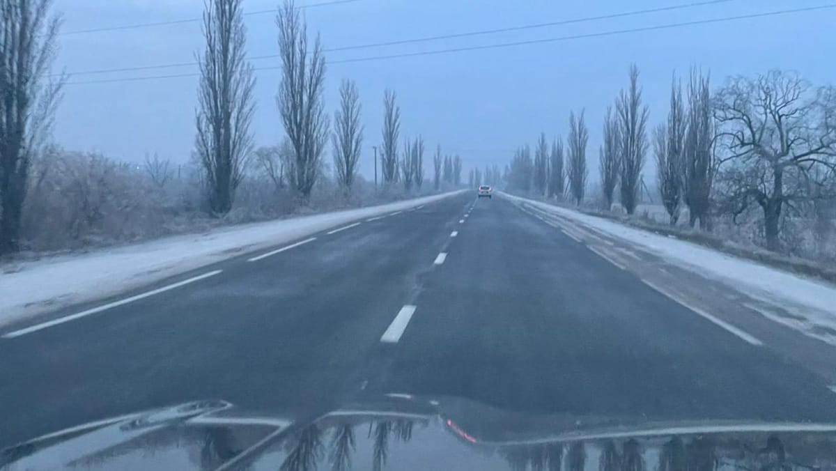 Drumurile naționale - practicabile. Toţi consumatorii care au rămas fără lumină au fost reconectați