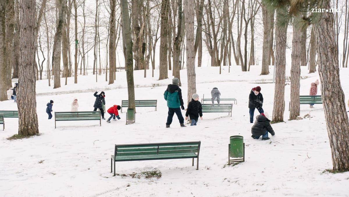 Moldovenii cărora le-au fost retrase cărțile de identitate românești nu vor putea încasa alocațiile pentru copii