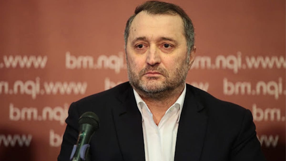 DOC/ Vlad Filat spune că Interpol a anulat darea în căutare internațională pe numele acestuia