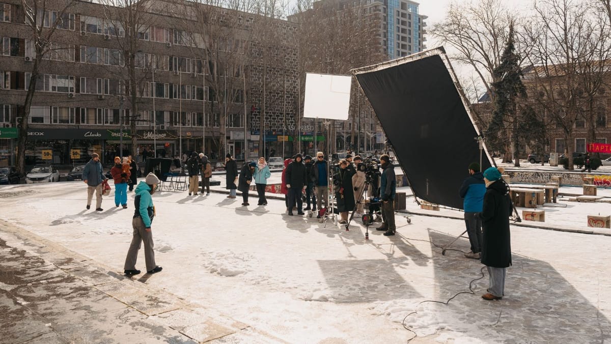 Filmări în centrul Chișinăului. Duminică, unele străzi vor fi închise temporar, iar troleibuzele – redirecționate