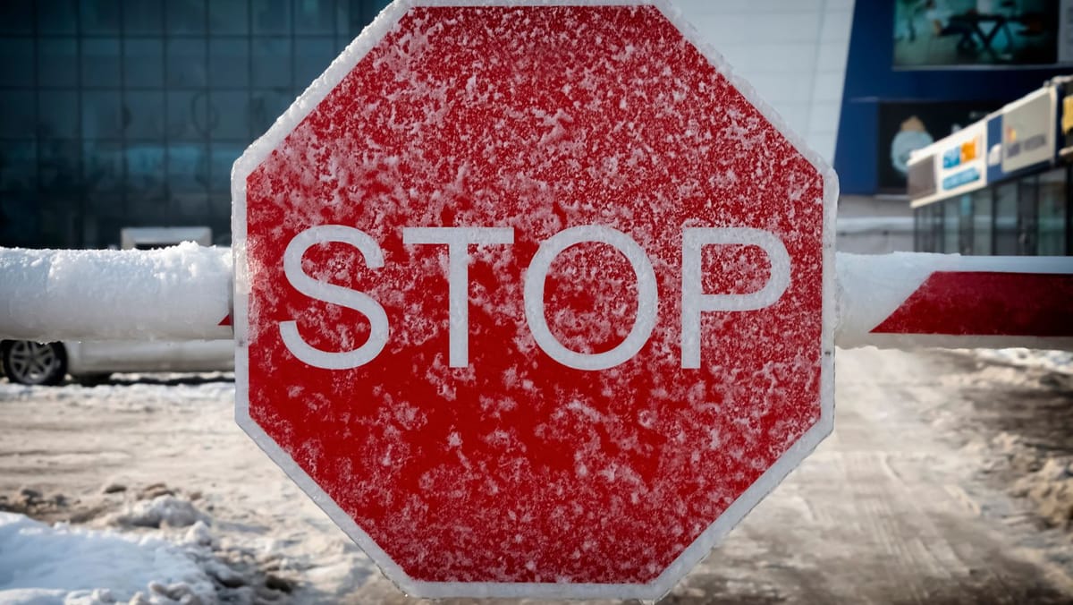 Restricții de circulație spre Ucraina din cauza vremii. Traficul va fi suspendat în mai multe puncte de trecere a frontierei