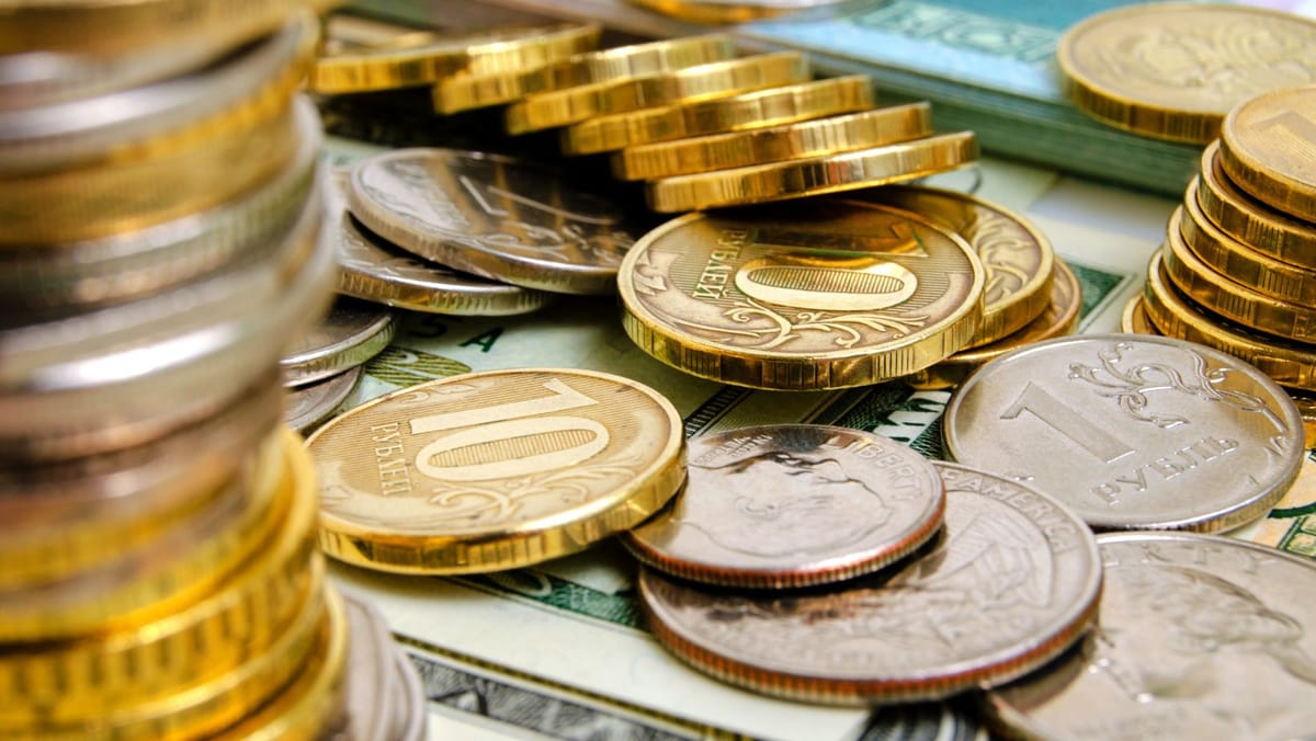 Curs valutar pentru 13 februarie. Leul se menține stabil față de principalele valute