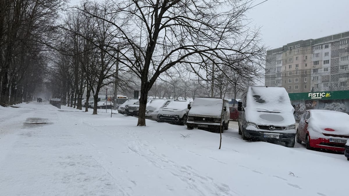 Ninsori în nord și centru: cum va fi vremea în weekend