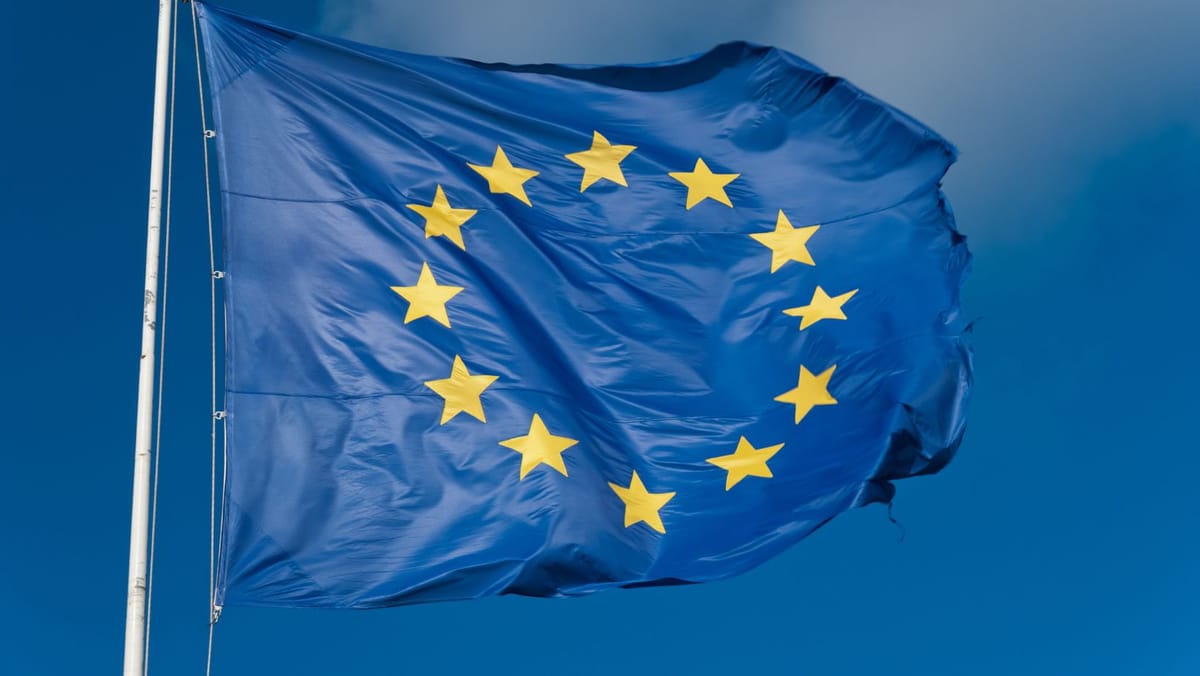 UE adoptă o limită de 10.000  de euro pentru plățile în numerar în lupta împotriva evaziunii fiscale și spălării banilor