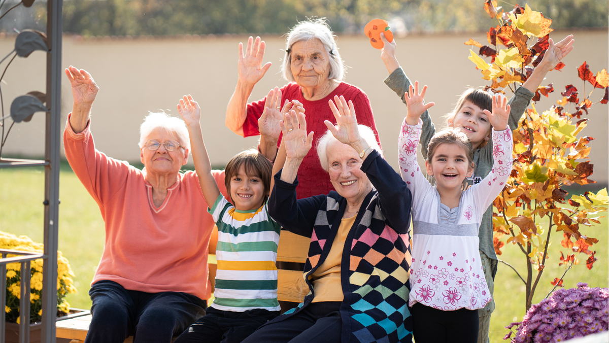 Statul oferă bani pentru idei care dau voce și energie persoanelor vârstnice