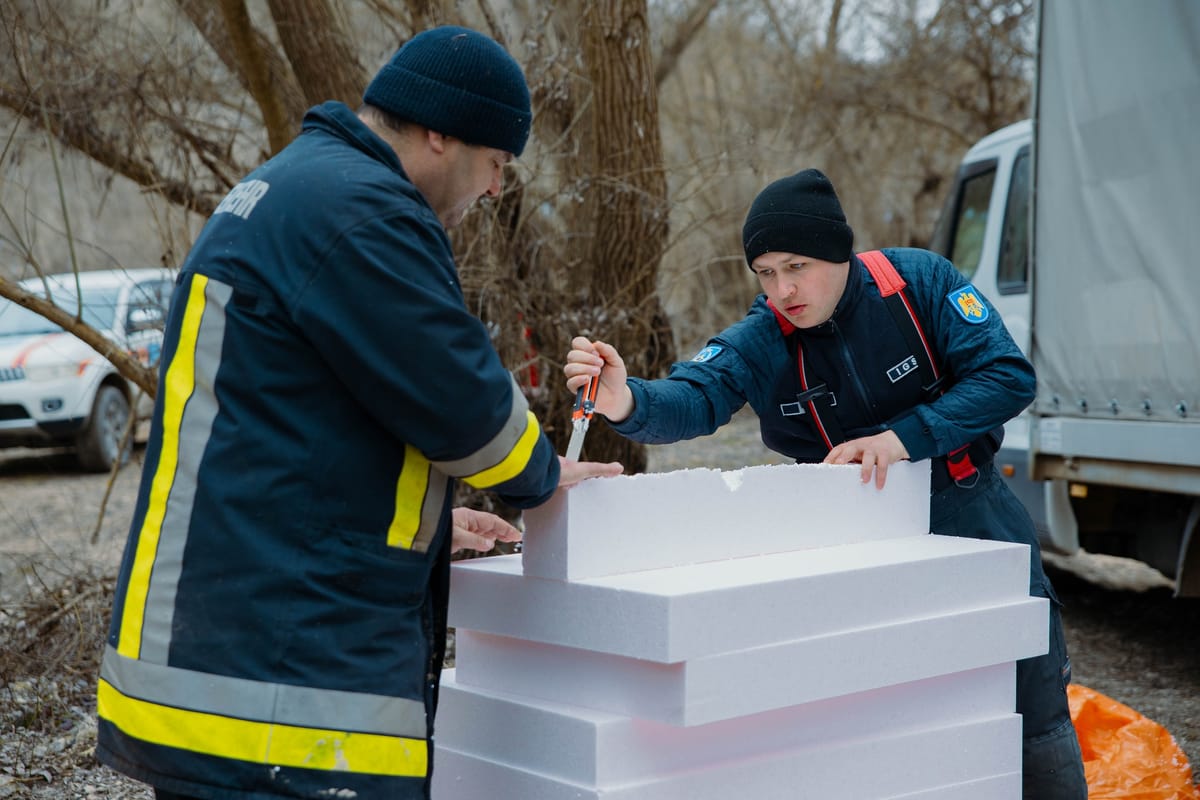 FOTO/ Mobilizare pe Nistru: Câte persoane au contribuit la depoluarea apei