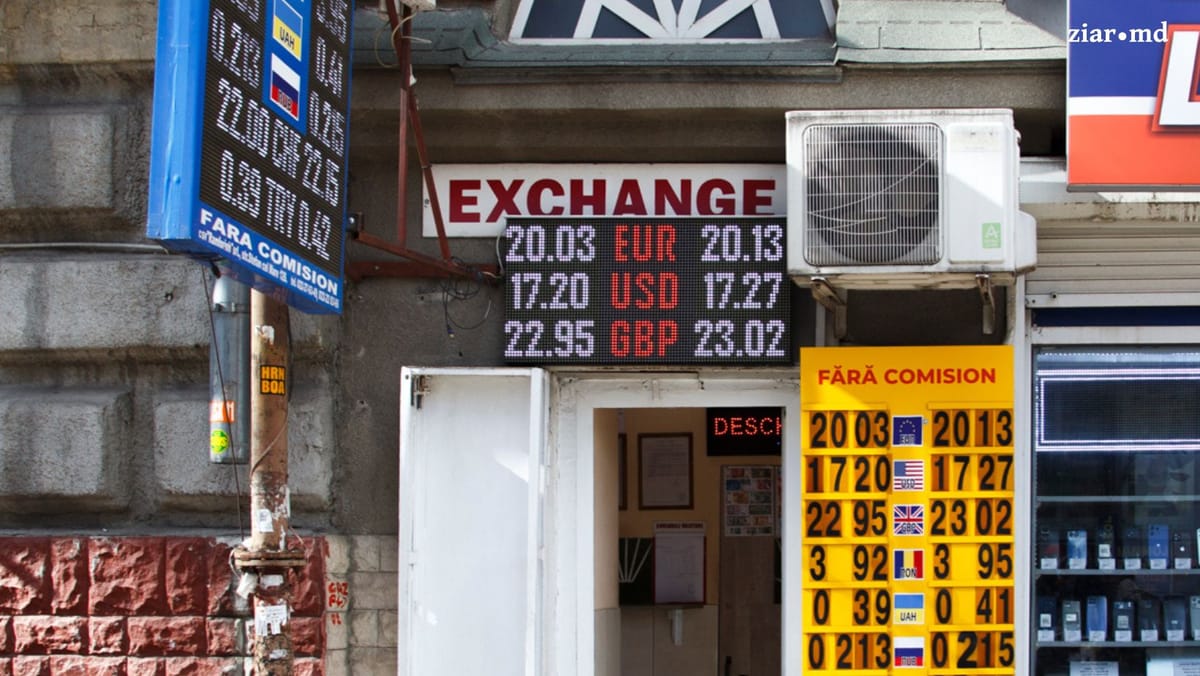 Curs valutar: Leul moldovenesc se depreciază față de euro, dar se apreciază față de dolarul american