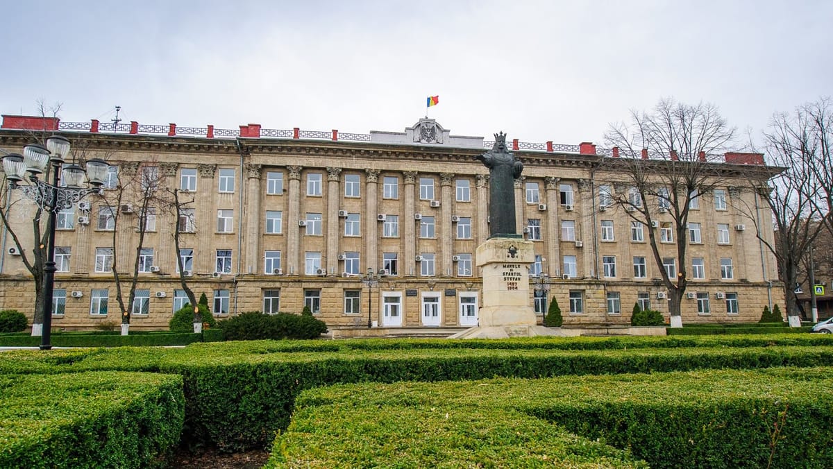 Situație excepțională la Bălți, din cauza lipsei de apă. Școlile și grădinițele activează astăzi în regim normal