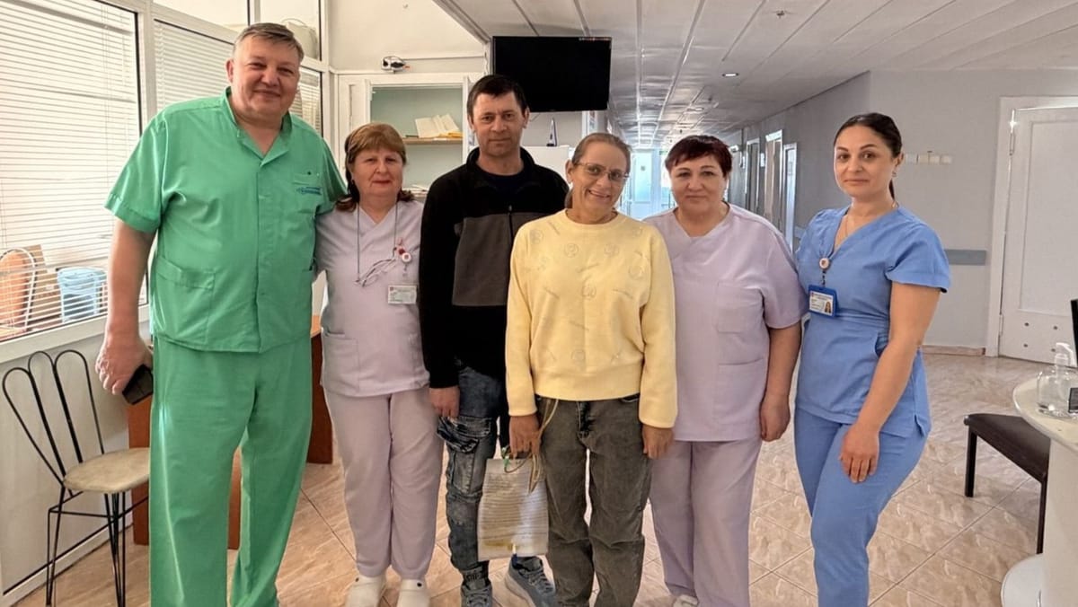 Un bărbat din Florești i-a donat surorii sale aproximativ 70% din ficat. Intervenția - o premieră medicală în R. Moldova