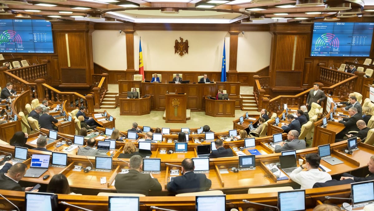 LIVE! Parlamentul examinează starea de urgență în sectorul energetic propusă de Guvern