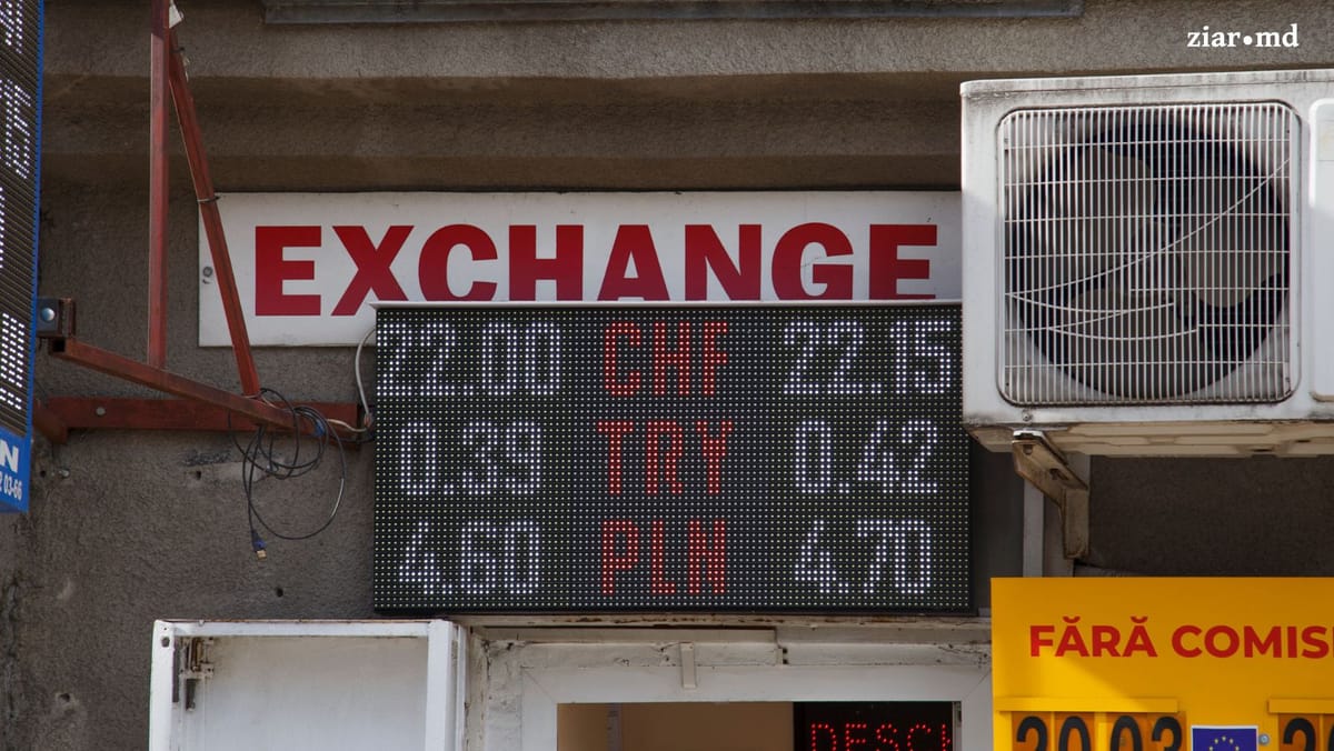 Curs valutar 31 martie: euro și dolarul cresc ușor față de ziua precedentă