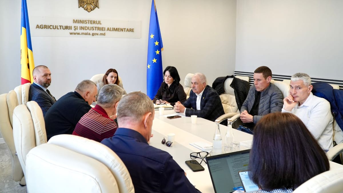 Autoritățile anunță rambursarea accizei la motorină și lucrează la un sistem stabil de sprijin pentru fermieri