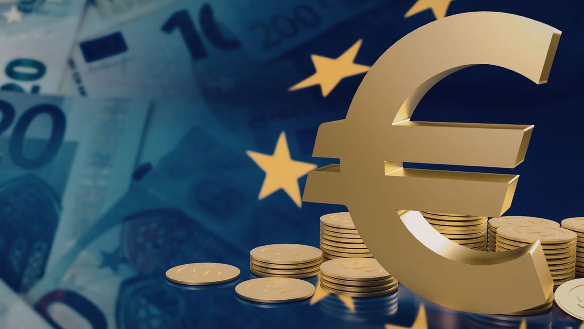 Peste 132 de milioane de dolari au ajuns acasă în doar o lună. Euro, moneda preferată a diasporei