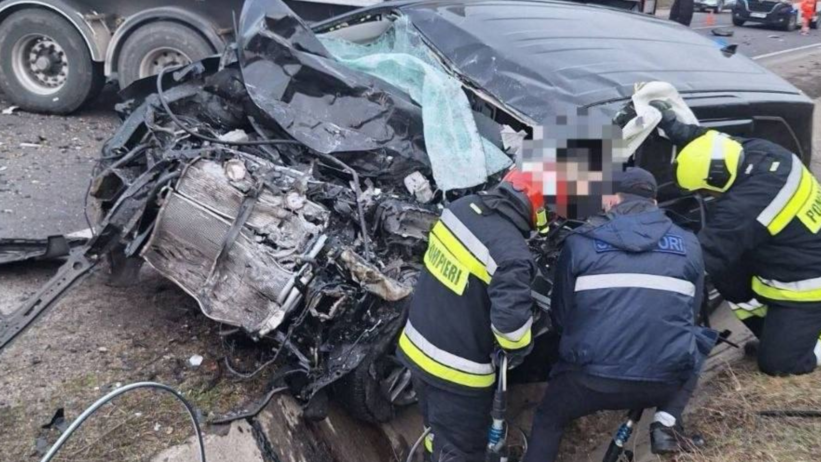 FOTO/ Accident grav în apropiere de Soroca: un șofer a decedat, iar pasagera se află în stare critică