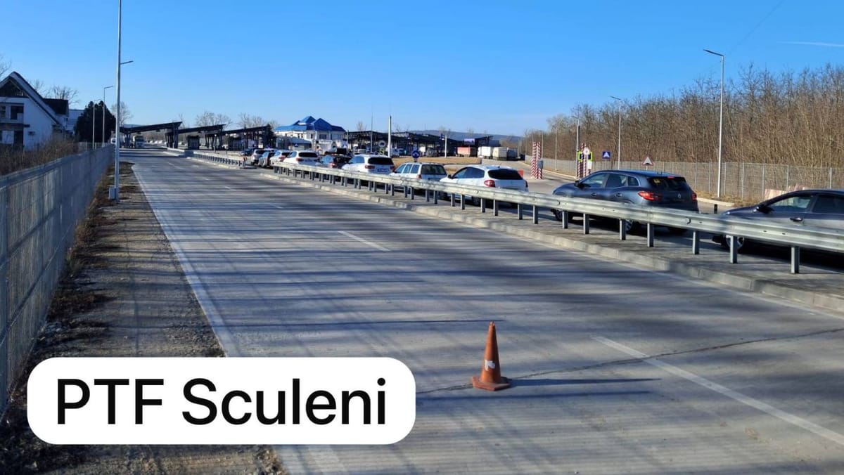 Atenție, călători! Trafic intens la PTF Sculeni: ieșirea din R. Moldova se desfășoară cu întârzieri - motivul