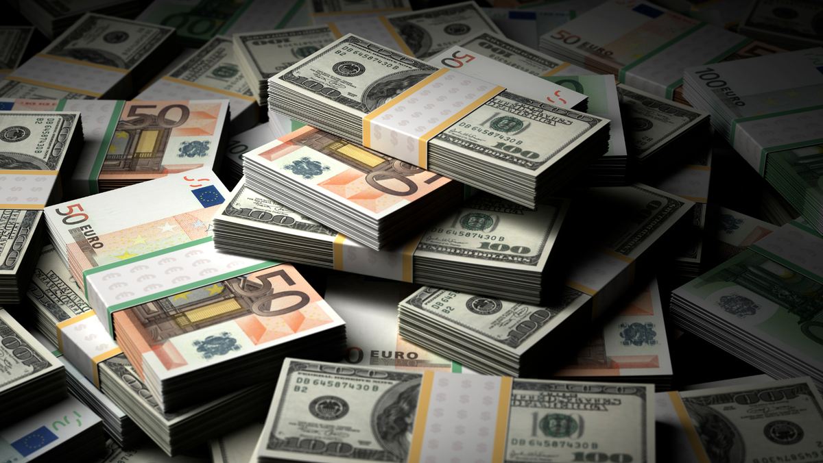 Rezervele valutare ale R. Moldova au scăzut în februarie - explicațiile BNM