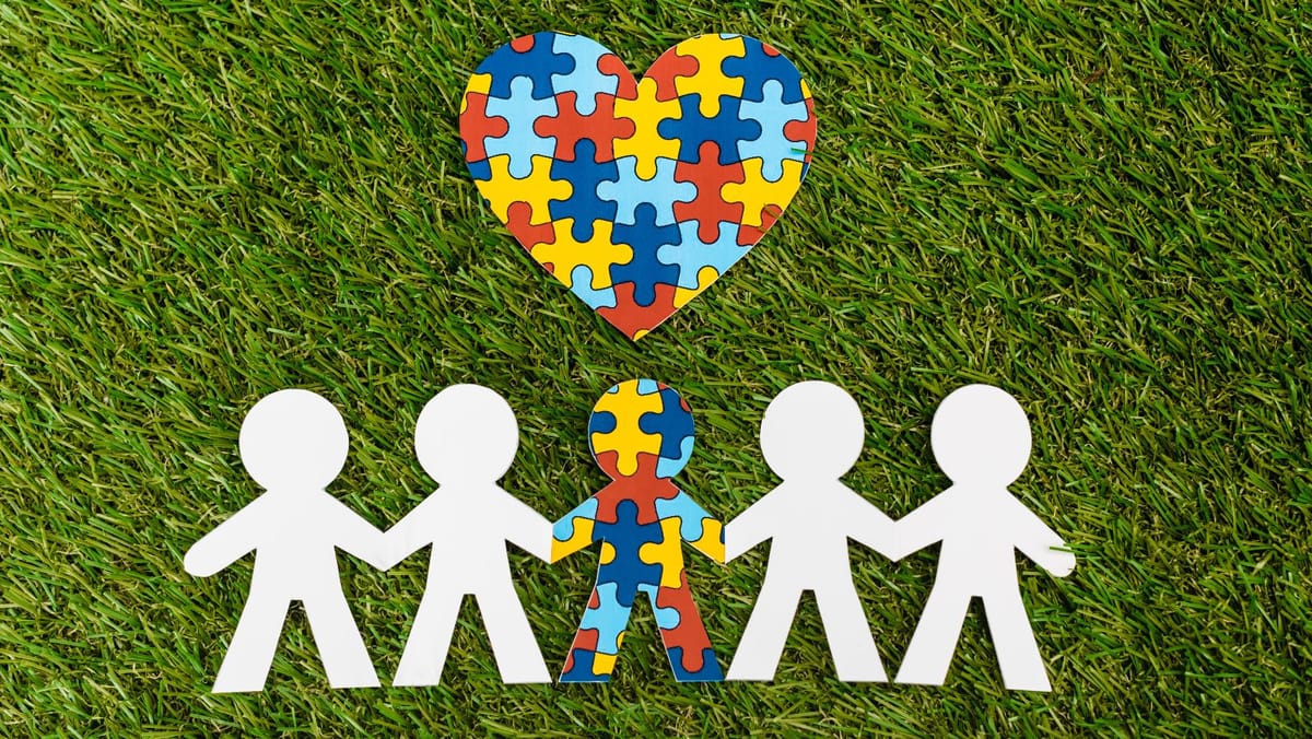 Ziua Mondială de Conștientizare a Autismului: Maia Sandu îndeamnă la empatie, iar în Parlament are loc un experiment social