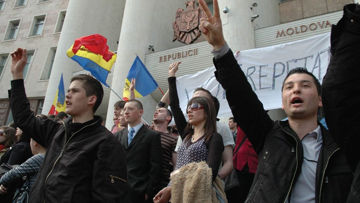 „Abuzurile au provocat răni care încă dor”: Mesajele conducerii R. Moldova la 17 ani de la 7 aprilie 2009