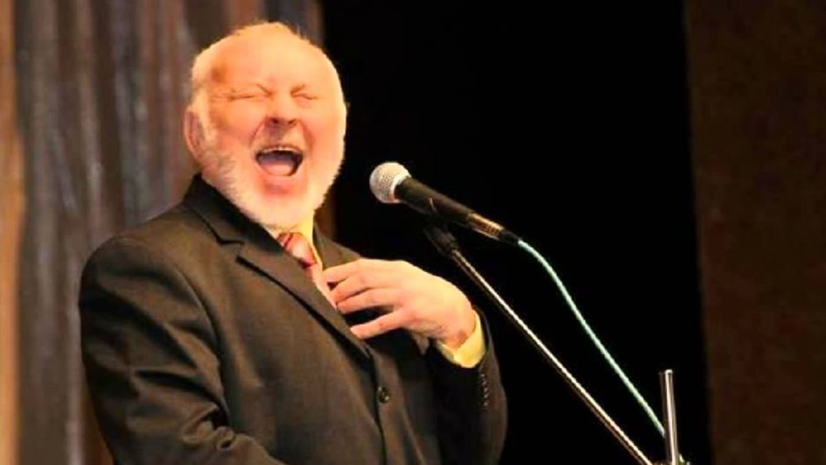 Medicii luptă pentru viața lui Gheorghe Urschi. Umoristul, internat în stare gravă la Spitalul Clinic Republican