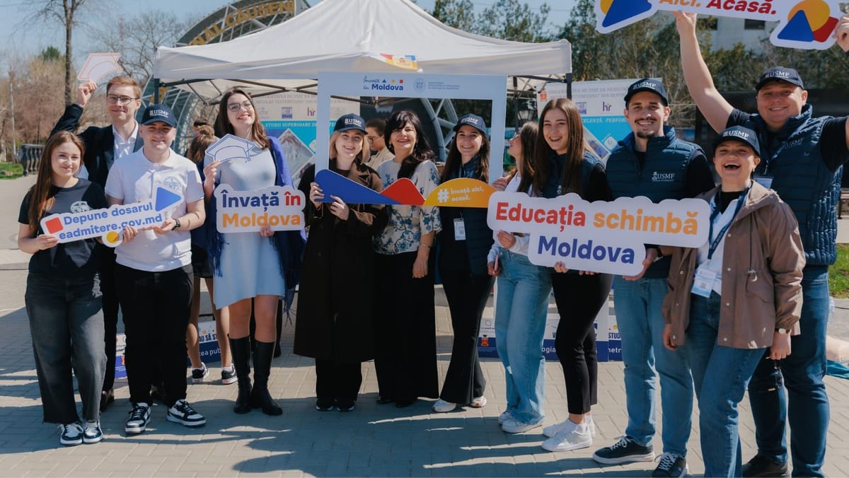 Mâine, elevii pot descoperi ofertele universităților din R. Moldova la târguri educaționale organizate la Soroca și Hîncești