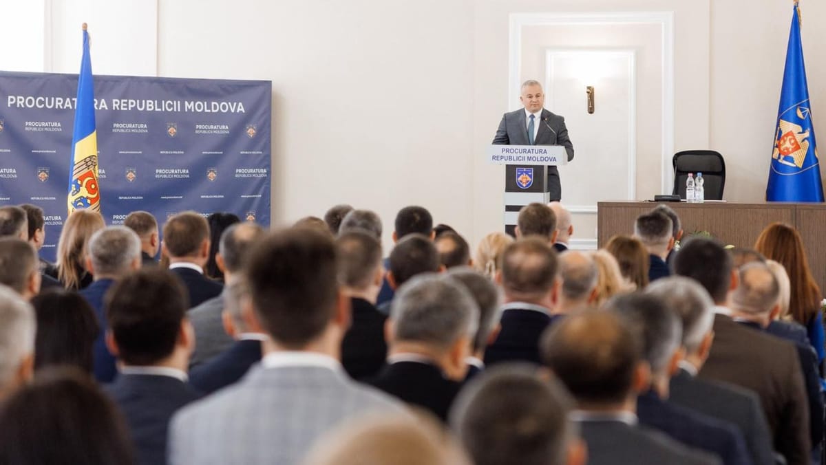 VIDEO/ Alexandru Machidon a depus jurământul și a preluat oficial funcția de Procuror General. Mesajul președintei